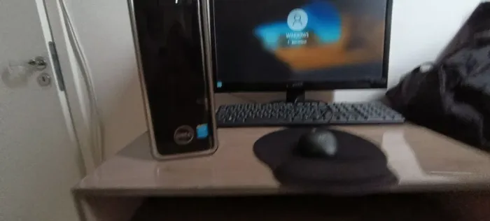 Desktop completo Dell Inspiron core i3