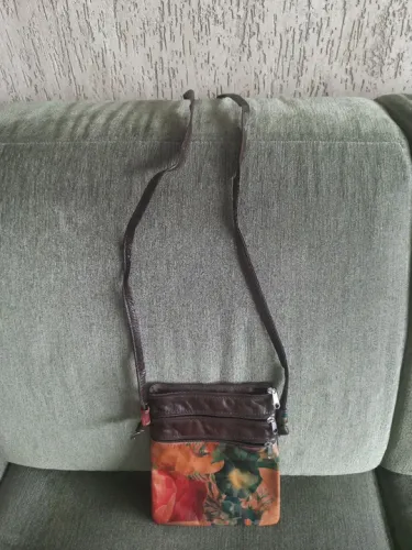 Bolsa de couro Marrom com Flores