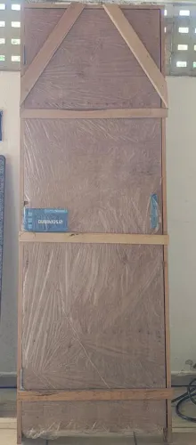 Porta madeira largura 70cm + fechadura