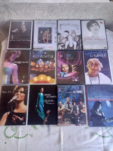 Coleção de DVDs de Shows e Artistas Brasileiros