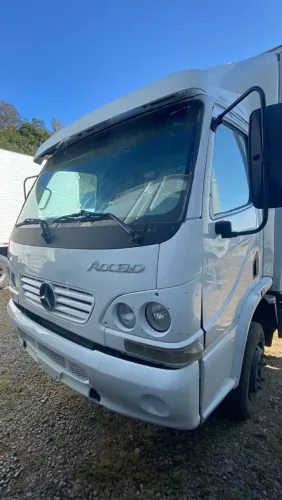 Accelo Mercedes 2007 (valor sem bau)