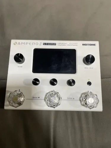 HOTONE AMPERO STOMP 2
