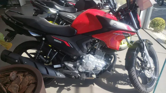 YBR 150 FACTOR DX FLEX.