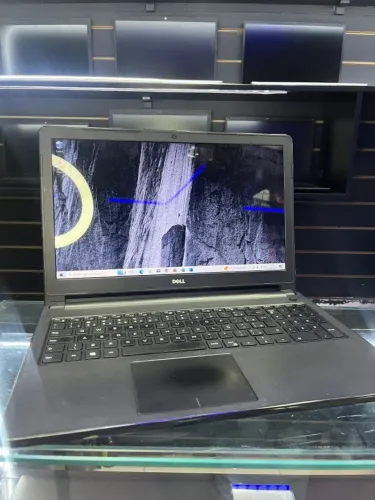 Notebook Dell Inspiron 5566 i5 7th 8GB Ram SSD 256GB com Garantia