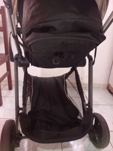 Carrinho de BB Graco seminovo