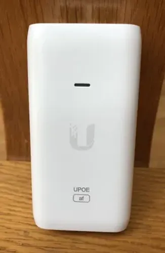 Switching Gigabit PoE Injector 48V 0.32A