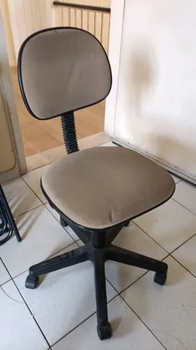 (Usadas)Cadeiras div. modelos Escritório fixa e com rodas