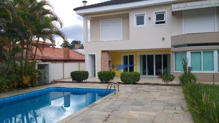 Casa com 4 suítes à venda, em condomínio fechado na Granja Viana - Jandira/SP