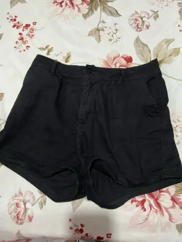 Shorts preto feminino