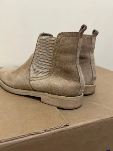 Bota couro bege  35 