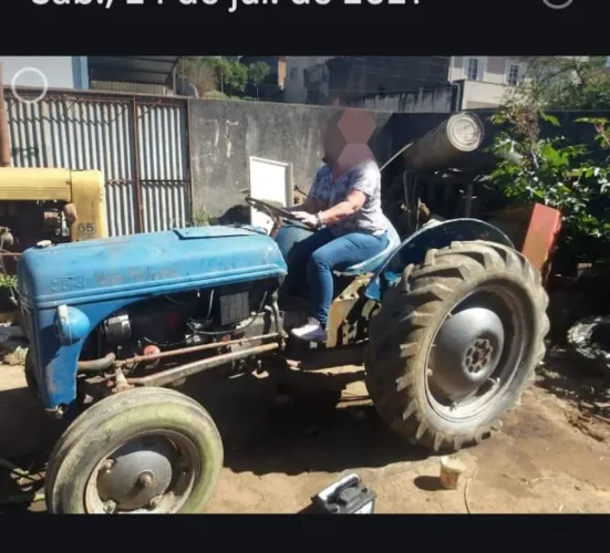 Trator Ford 1950 gasolina