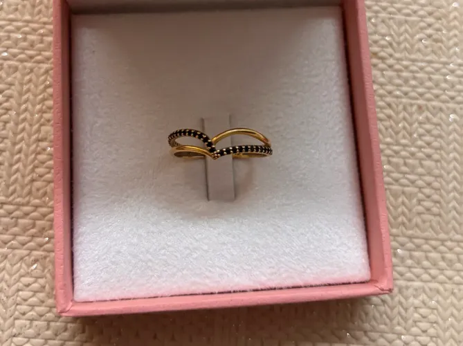 Anel em ouro 18k 