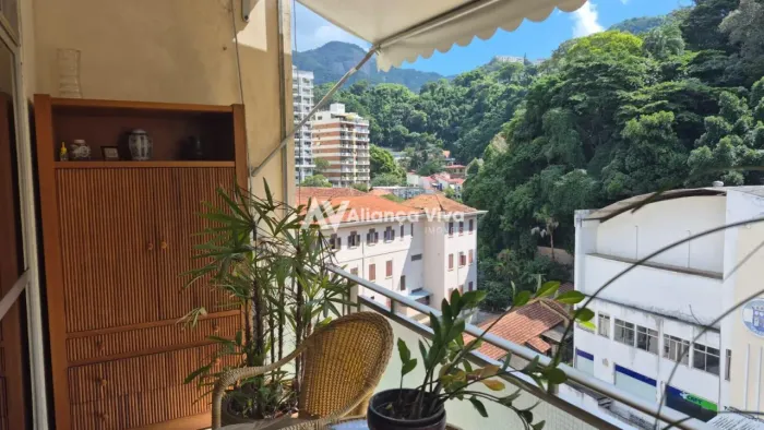 Cosme Velho | Apartamento 3 quartos, sendo 1 suite