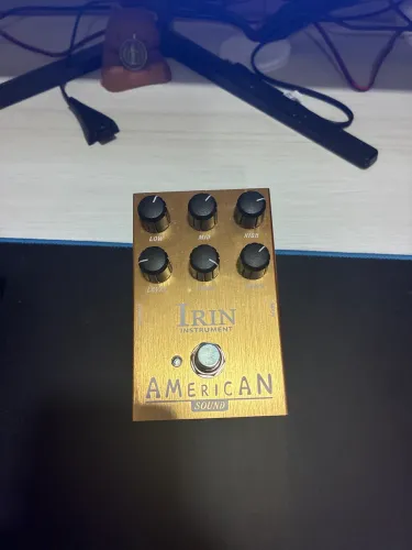 Pedal de Guitarra Irin Intrument baseado no Tech 21 Blond