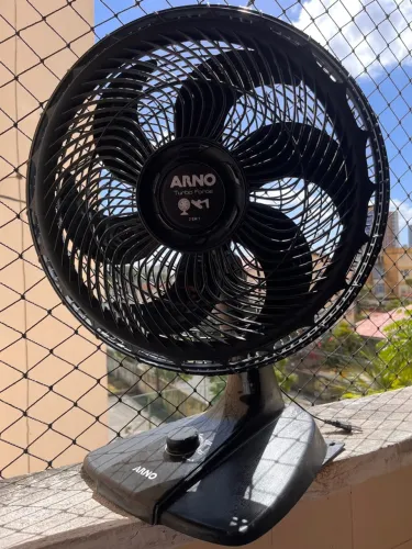 Ventilador Arno 40cm (Para consertar ou retirar peças)
