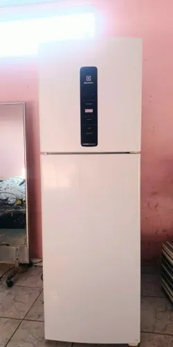 Geladeira Electrolux Frost Free ENTREGO 