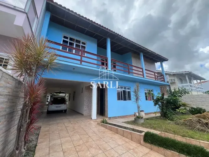 Casa com 247m² no bairro Rio Caveiras  Biguaçu