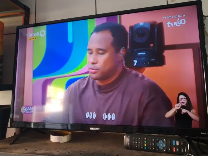 TV Semp. 32 polegadas.