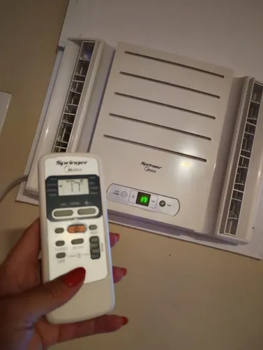 Ar condicionado Springer Midea 10 mil BTUs valor 1400 reais 