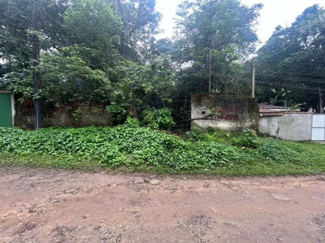 TERRENO DE 405m² EM MARESIAS - PRÓXIMO À CACHOEIRA