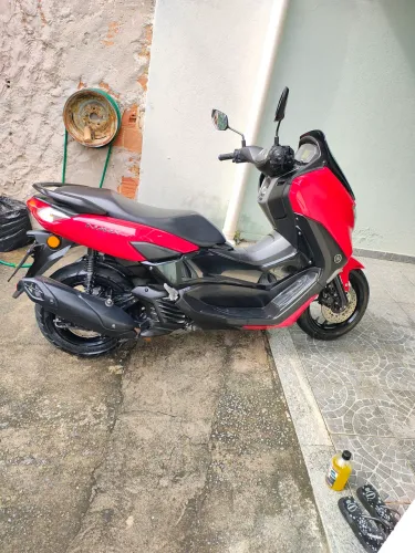 Vende-se NMax 18.000 Mil