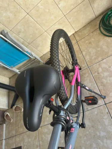 Vendo uma Bicicleta Nova Zerada 