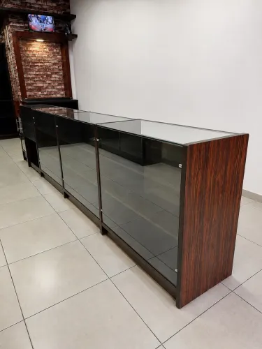 Balcão expositor