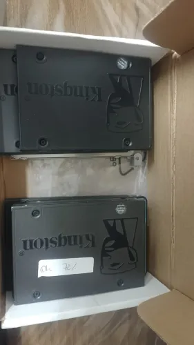 06 SSDs de  240gb