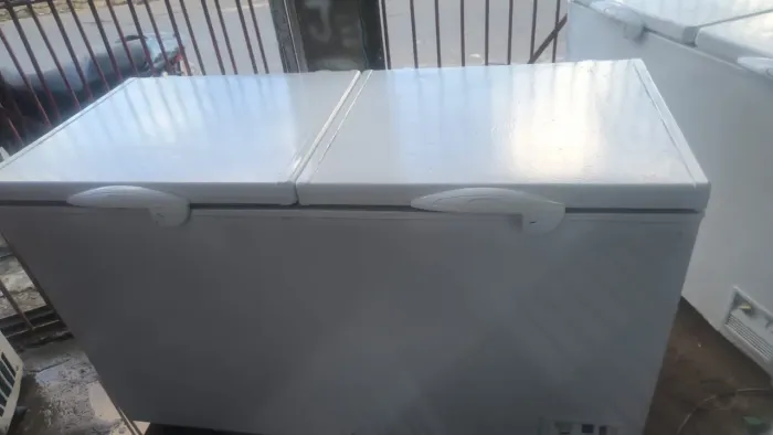 Freezer 2 portas fricon