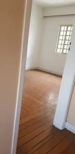 Casa para locação, Pinheiros, excelente sobrado com 3 salas, 2 banheiros, proximo ao metro