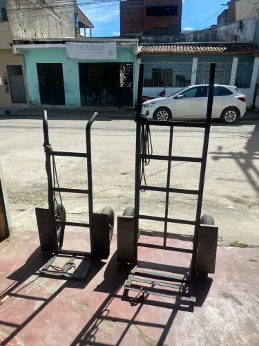 Carrinhos de entregas