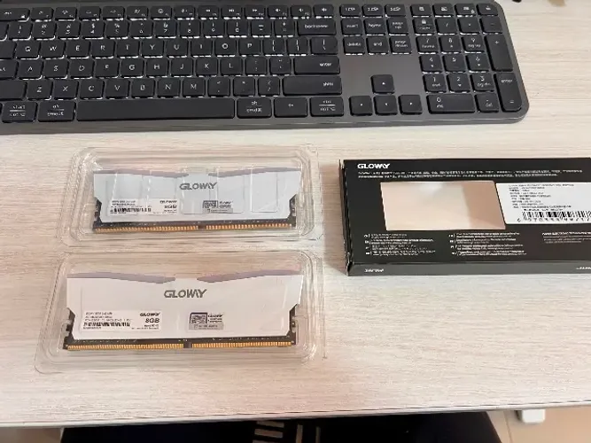 Memorias 2x8 3200mhz White RGB - Em excelente estado