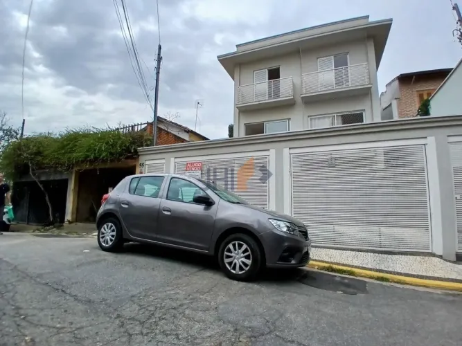Lindo sobrado com 275 m² na Vila Madalena, para locação