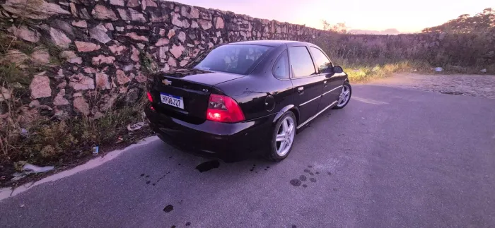 Chevrolet Vectra CD 2.2 16V / 2.0 16V Mec./aut. 2003