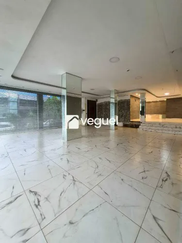 Imóvel Comercial de 358m² em esquina com 4 Vagas e excelente visibilidade para alugar no b