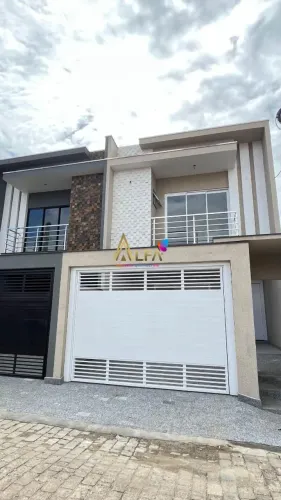 Sobrado à venda, 135 m² por R$ 980.000,00 - Centro - Penha/SC