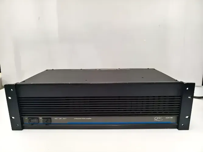 AMPLIFICADOR QSC MODEL 1400