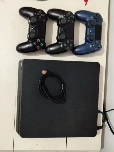 PS4 Slim