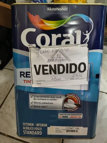Tinta na côr palha