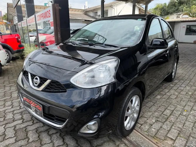 Nissan March SV 1.0 12V Flex 5P 2015
