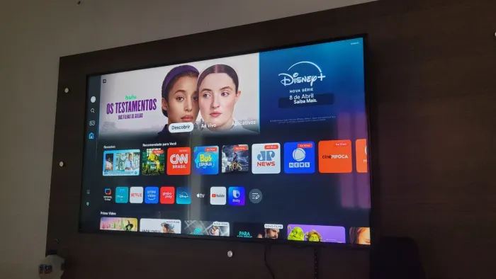 Tv Samsung 43. 1 mês de uso. Vou vender pra pegar uma maior. Meu Zap * 