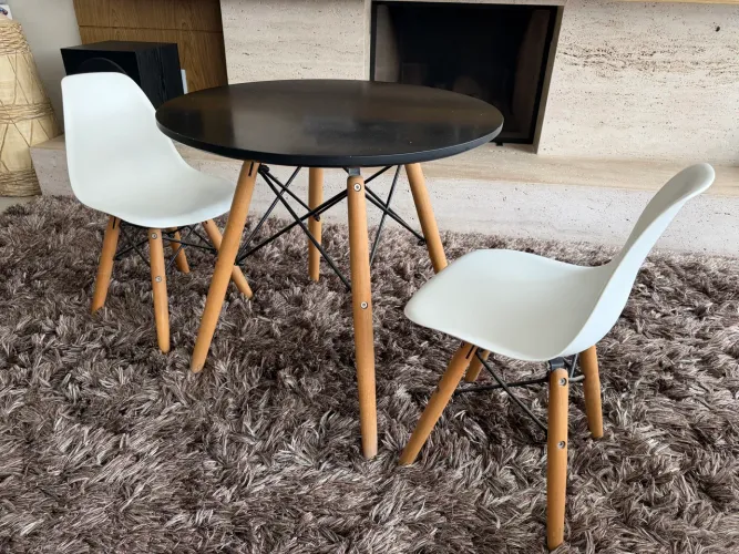 Mesa Infantil com Cadeiras
