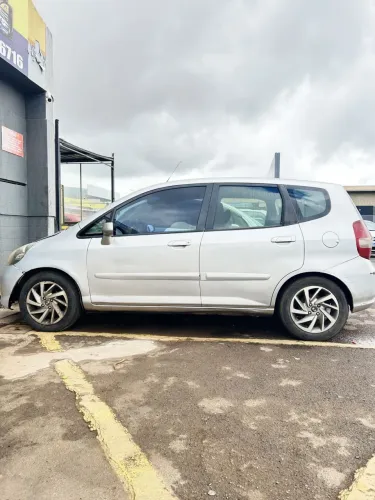 Honda Fit LX 1.4/ 1.4 Flex 8v/16v 5P Aut. 2004