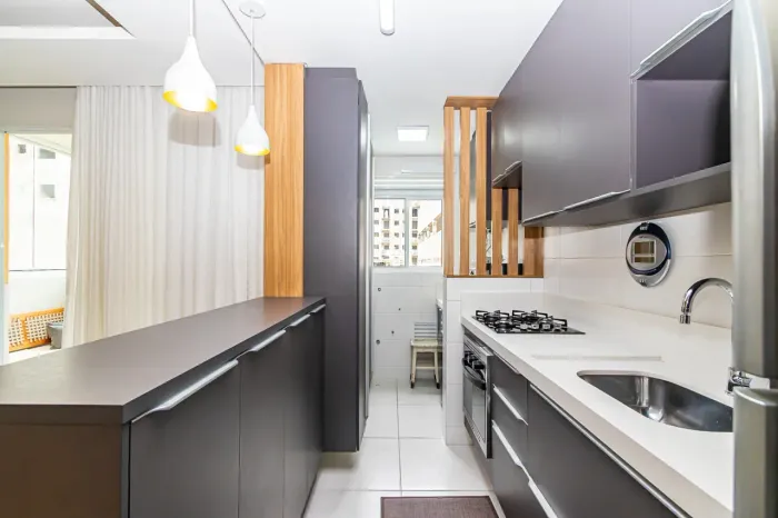 Apartamento 2 quartos sacada com churrasqueira semi-mobiliado no Sevilha Neoville