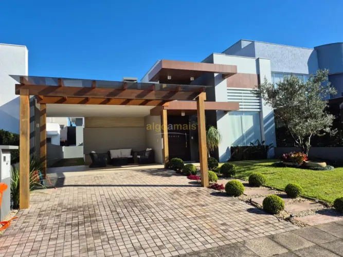 Casa em Condomínio Mobiliada em Capão da Canoa - Condomínio Condado de Capão REF: CA3077
