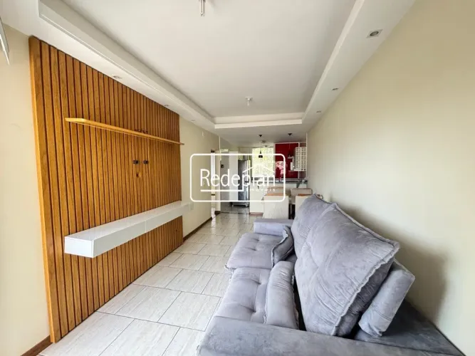 Apartamento no 3º Pavimento com Direito de Uso da Laje - Jardim Amália ?