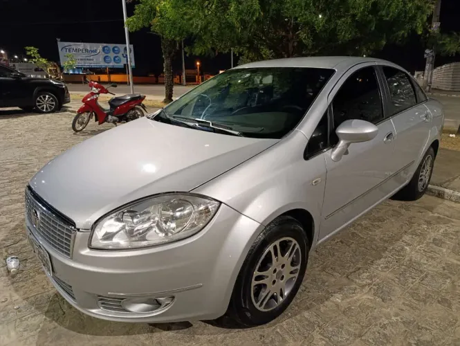 Fiat Linea 1.9/ HLX 1.9/ 1.8 Flex 16V 4P 2010