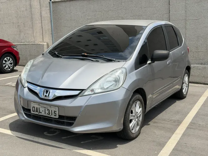 Honda Fit LX 1.4/ 1.4 Flex 8v/16v 5P Aut. 2013