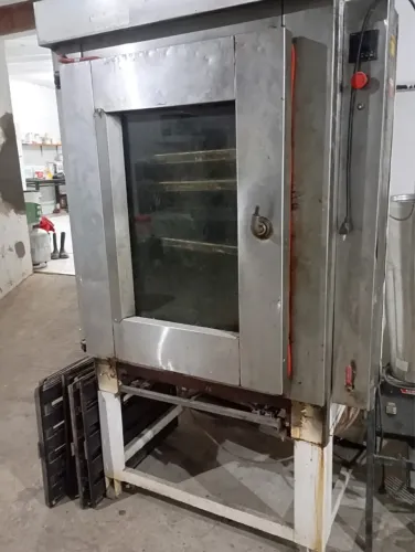 (NEGOCIÁVEL) Forno Turbo Industrial a Gás - 10 Esteiras com Carrinho