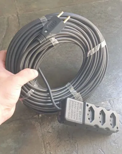 Extensão Elétrica 50 Metros Dupla Reforçada com Tomada Tripla - Cabo PP 2x1,5mm